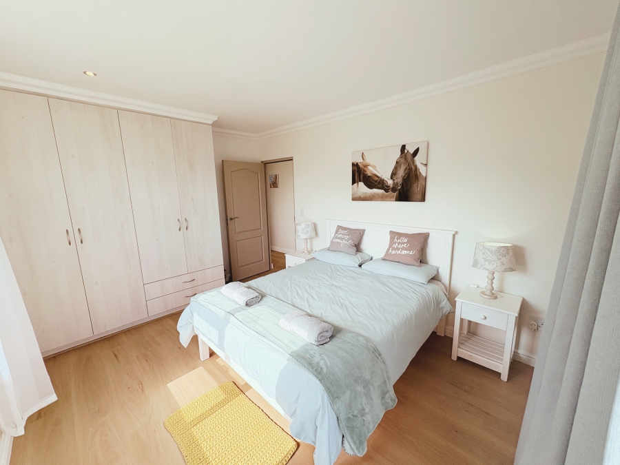 4 Bedroom Property for Sale in Yzerfontein Western Cape
